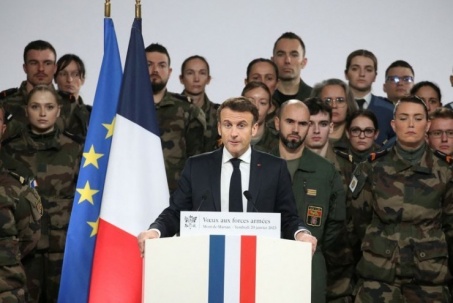 Tổng thống Pháp nói về vũ khí hạt nhân