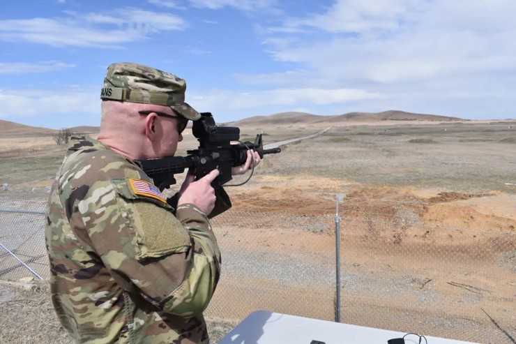 Binh sĩ Mỹ được đào tạo cách bắn hạ UAV bằng vũ khí thông thường.