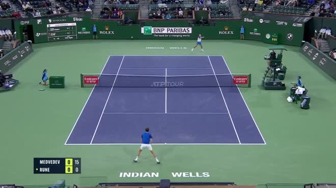 Video tennis Medvedev - Rune: Đàn em trả giá vì lỡ thời cơ (Indian Wells)