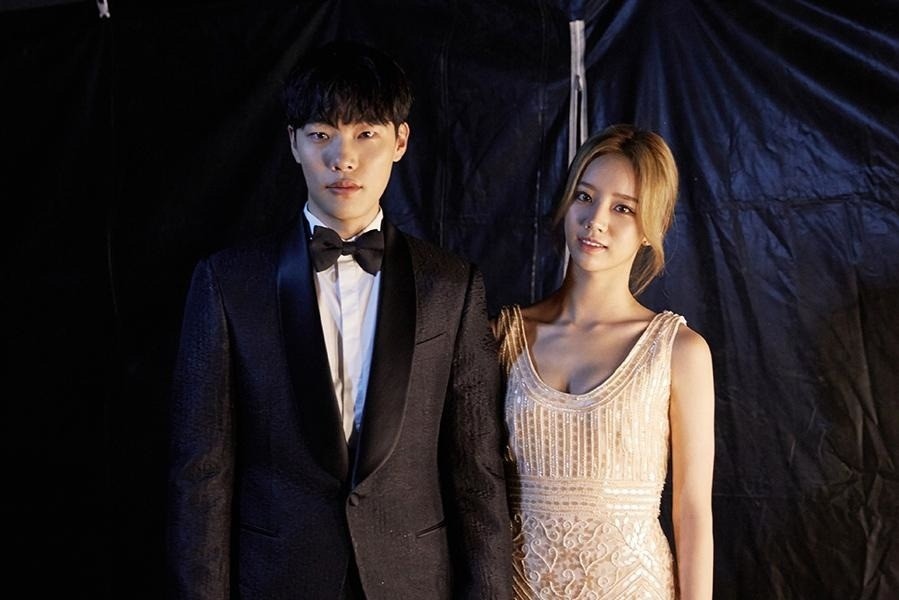 Ryun Jun Yeol và Hyeri chia tay vào tháng 11/2023, sau 7 năm hẹn hò.