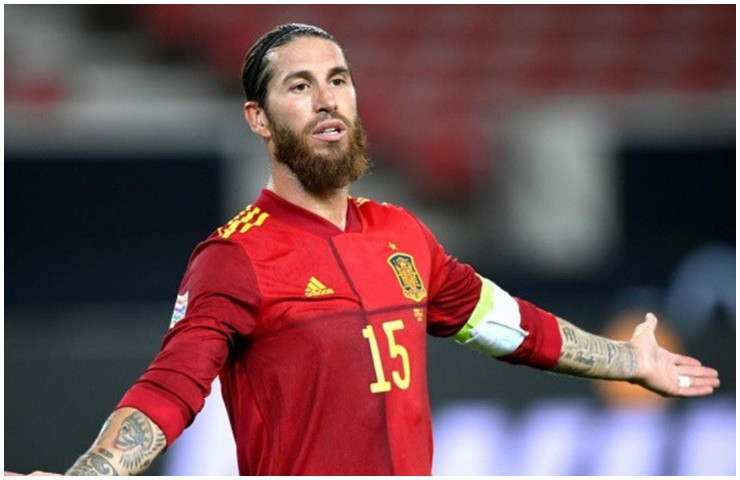 Thời kỳ đầu đá bóng, Sergio Ramos chưa có cơ bắp ấn tượng, thu hút.&nbsp;
