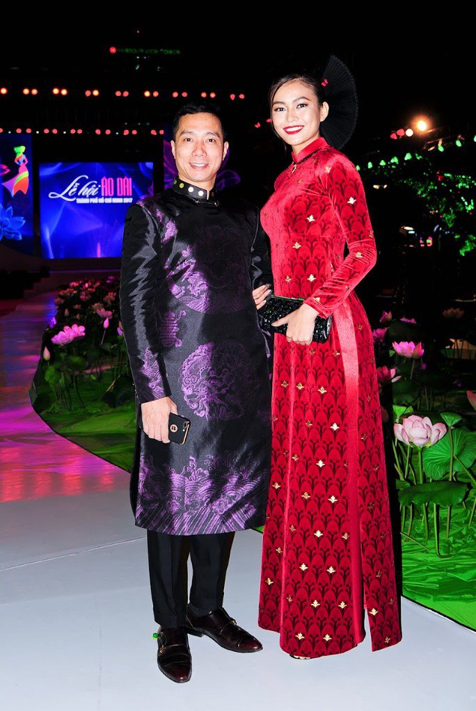 Loạt áo dài đi cùng năm tháng đã trình diễn ở Lễ hội áo dài của NTK Đỗ Trịnh Hoài Nam - 4
