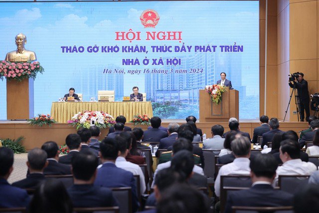 Thủ tướng Phạm Minh Chính chủ trì hội nghị về nhà ở xã hội. Ảnh: VGP
