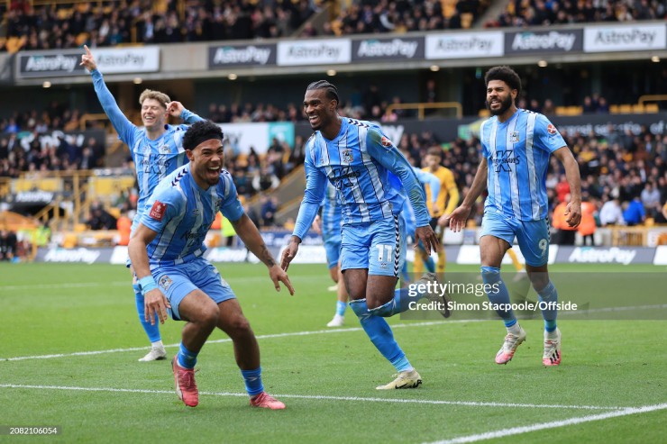 Coventry City ngược dòng hạ Wolves, giành vé vào bán kết FA Cup