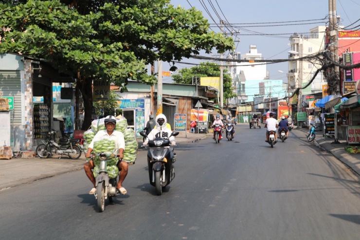 Đường Phan Văn Hớn đã được Sở GTVT TP đề xuất xây dựng đường song hành Phan Văn Hớn để giảm tải cho đường hiện hữu.