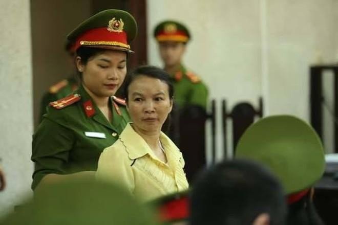 Bị cáo Trần Thị HIền - mẹ nữ sinh giao gà ở Điện Biên bị sát hại dịp Tết 2019.