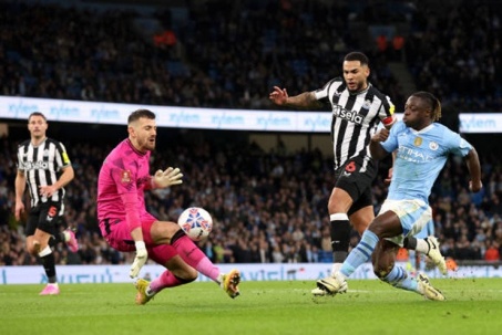 Kết quả bóng đá Man City - Newcastle: Cú đúp may mắn, trở lại Wembley (FA Cup)