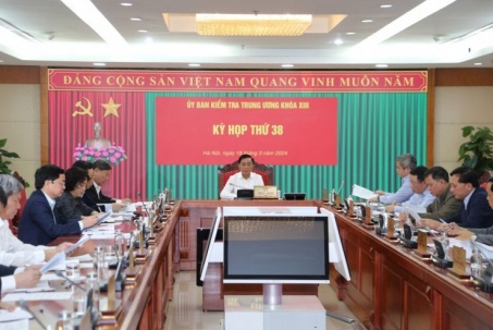 UBKT Trung ương đề nghị xem xét thi hành kỷ luật 5 người vi phạm