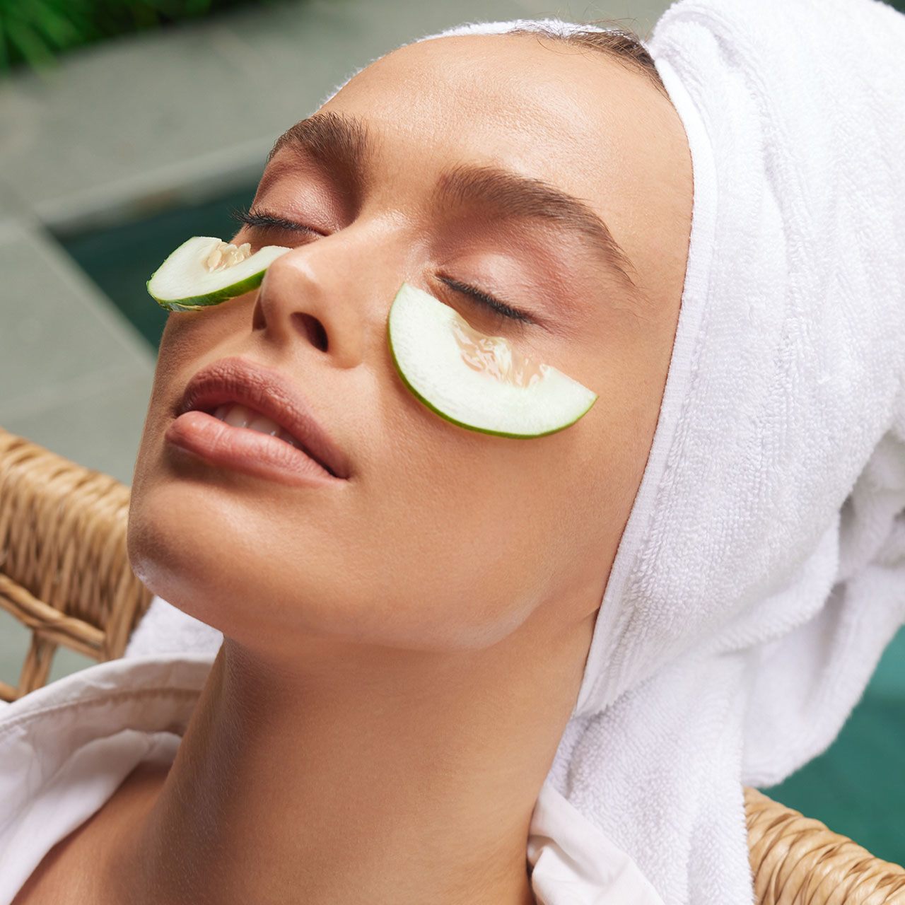 Vòng eo gây chú ý của Hoa hậu quê Đà Nẵng 3 3 cách làm dịu bọng mắt sưng tấy tại nhà - 2