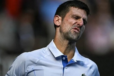 Djokovic văng khỏi top 10 đua ATP Finals, Sinner tạm vươn lên "số 1 thế giới"