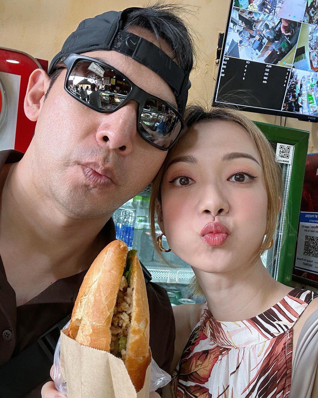 Sao phim TVB cùng chồng du lịch Việt Nam, khoe dáng nuột nà ở tuổi U40