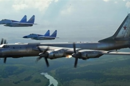 9 oanh tạc cơ Tu-95MS của Nga cất cánh, Ukraine báo động khẩn