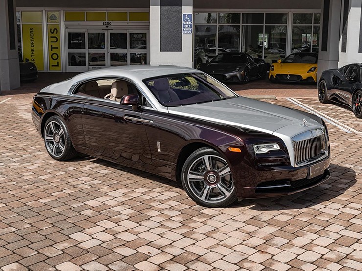 Đại lý tung "deal hời", mua Bugatti Chiron tặng kèm Rolls-Royce Wraith - 12