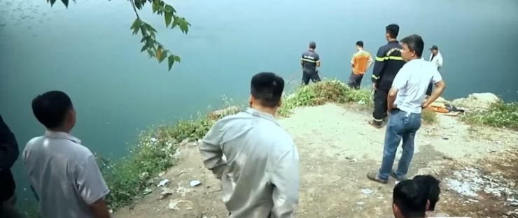 Hồ Đá, nơi hung thủ phi tang vật chứng vụ án.