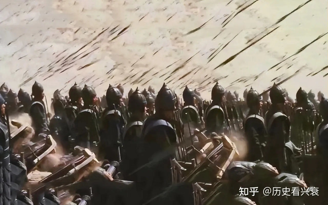 Sức mạnh cung nỏ của quân Tần (ảnh từ phim truyền hình Trung Quốc)