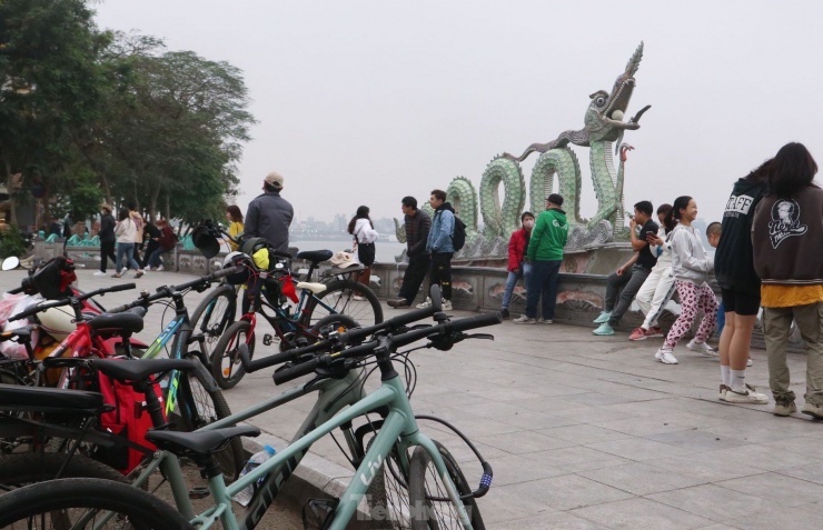 Mặc dù chưa bước vào mùa hè nhưng số lượng người dân sử dụng dịch vụ này càng tăng cao, chất lượng dịch vụ cũng ngày càng được chú trọng để phù hợp với mọi lứa tuổi, giới tính, khách hàng thỏa thích lựa chọn.