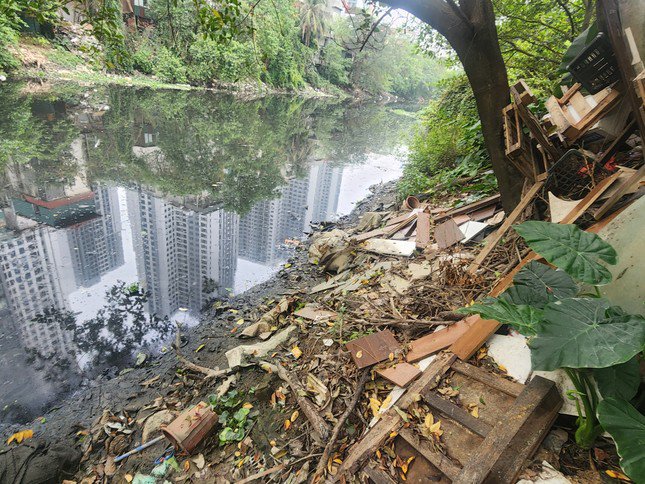 Người dân cho biết, dù chính quyền thực hiện bất cứ biện pháp gì mà giải quyết được ô nhiễm sông Nhuệ, sông Đáy thì đều ủng hộ.