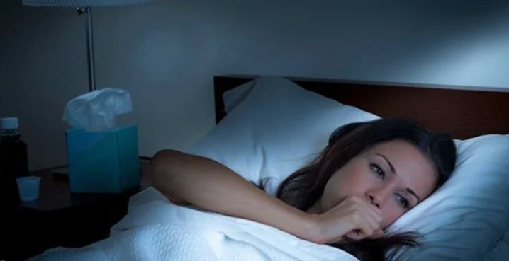 Đừng bỏ qua 3 dấu hiệu này trong khi ngủ, rất có thể ung thư phổi đang âm thầm 