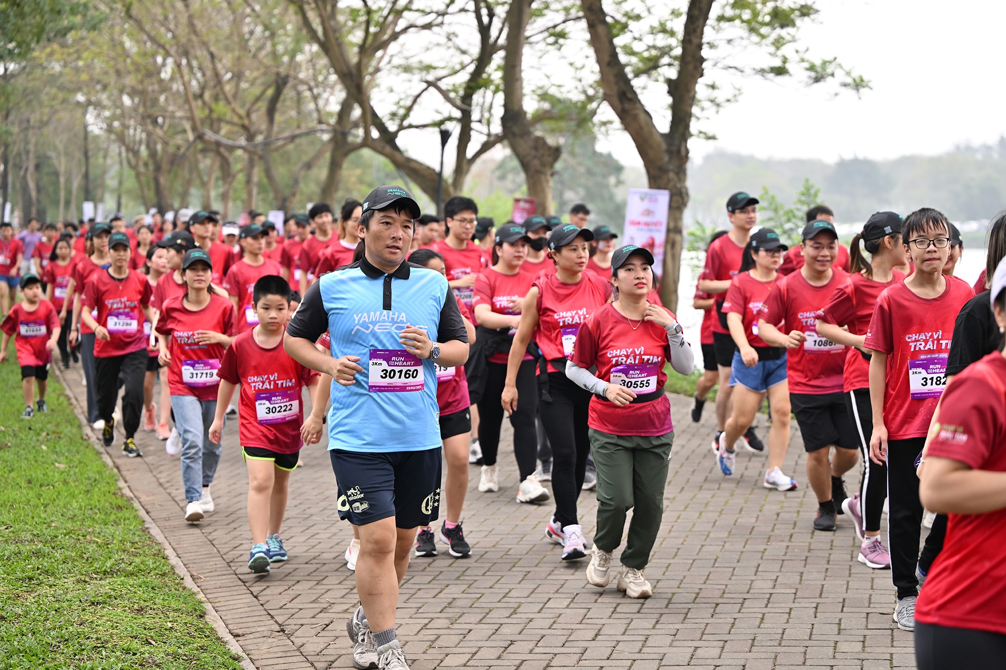 Hơn 5,000 người tham gia chạy gây quỹ