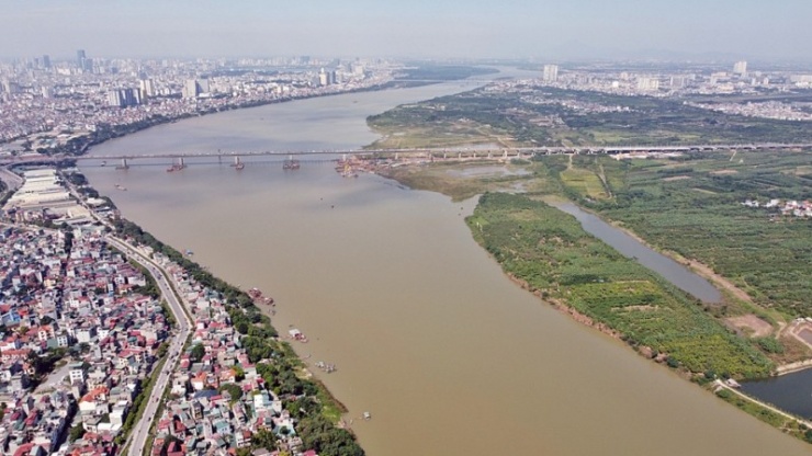 Bộ NN&amp;PTNT đã đề xuất UBND TP Hà Nội xây hai đập ở khu vực Xuân Quan (Hưng Yên) và Long Tửu (Hà Nội), dự kiến khởi công trong giai đoạn 2026-2030.