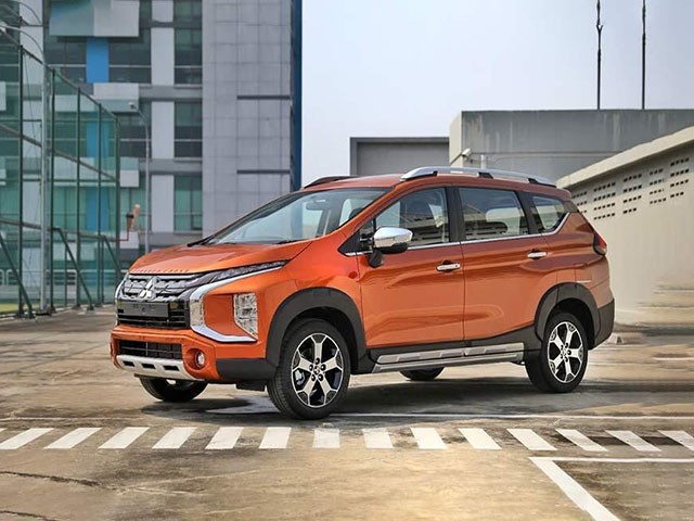 Giá xe Mitsubishi Xpander Cross lăn bánh mới nhất tháng 11/2020