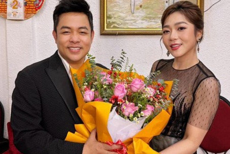 Thực hư tin "Quang Lê sắp kết hôn với Hà Thanh Xuân"