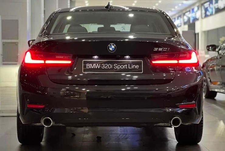 BMW 3-Series giảm giá để cạnh tranh với đối thủ khác - 2