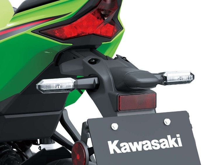 Kawasaki ZX-25RR 2024 trình làng, giá 191 triệu đồng với loạt trang bị 