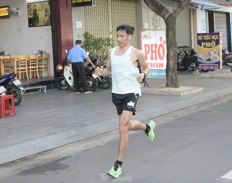 Điểm tên các ngôi sao tranh tài ở Tiền Phong Marathon 2024 - 7
