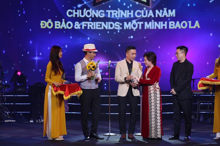 Giải Chương trình của năm được trao cho Đỗ Bảo & Friends | Một mình bao la. Giải Chuỗi chương trình của năm được trao cho chương trình Vietnam Idol 2023.