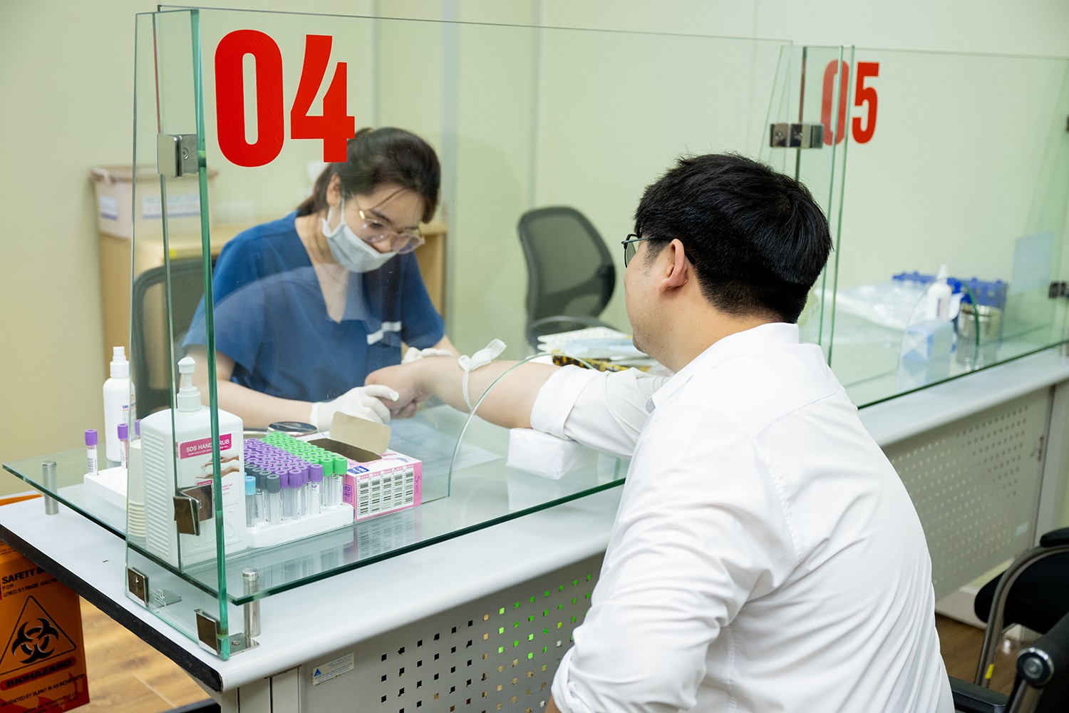 Ngay sau khi cơ sở tại Hoàng Mai đi vào hoạt động, Bệnh viện Đại học Y Hà Nội sẽ mở thêm các chuyên khoa mới&nbsp;như: đột quỵ, hô hấp, hồi sức cấp cứu và truyền nhiễm...