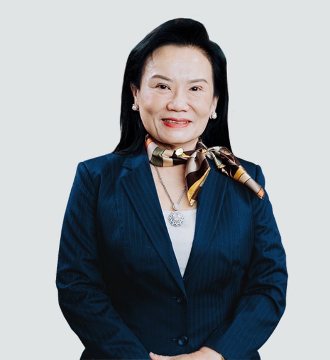 Bà Trần Thị Lâm.