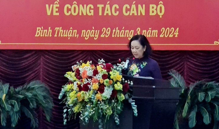 Bà Trương Thị Mai, Ủy viên Bộ Chính trị đã công bố quyết định về công tác cán bộ