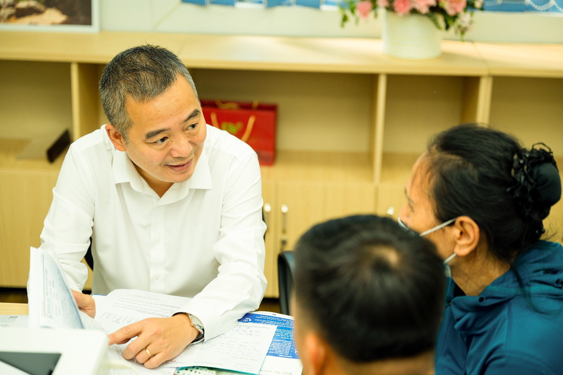 PGS.TS Nguyễn Lân Hiếu: “Chuyên nghiệp” là điều chúng tôi hướng tới, làm sao để bệnh nhân hài lòng khi ra về - 4