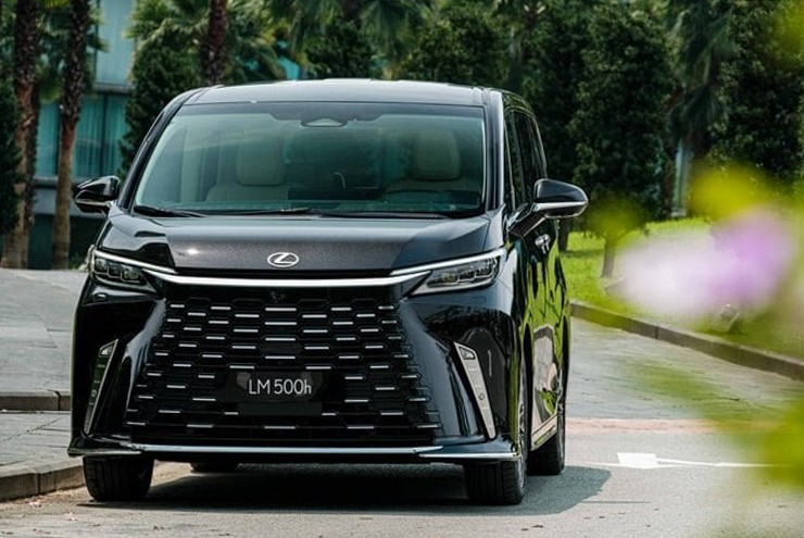 Lexus giới thiệu xe MPV phiên bản cao cấp LM500h tại Việt Nam, giá bán hơn 8 tỷ đồng - 3