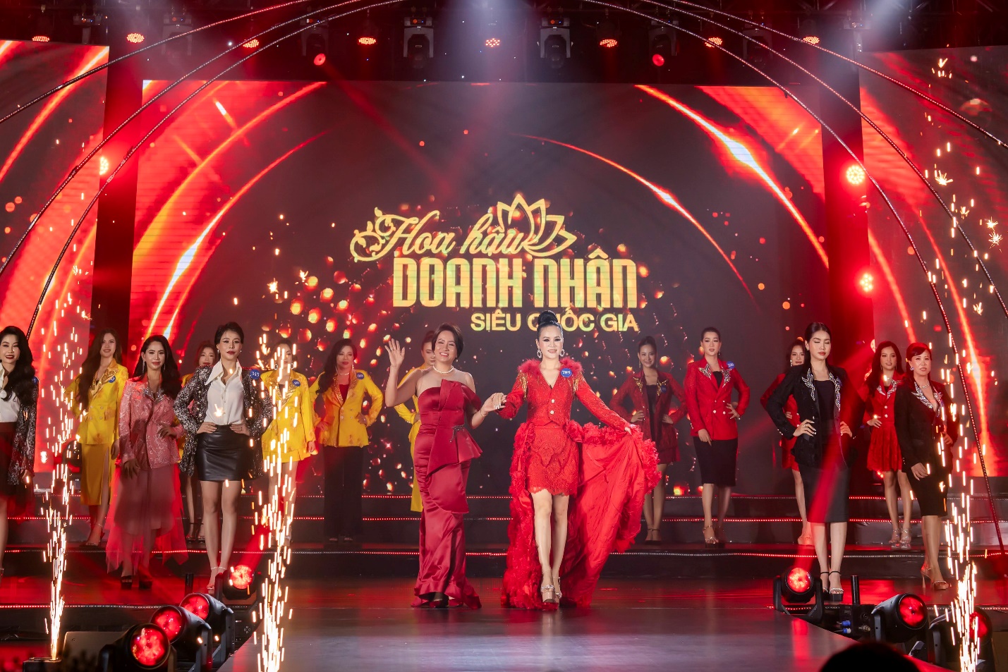 Mãn nhãn đêm chung kết Hoa hậu Doanh nhân Siêu Quốc Gia 2024 - 2