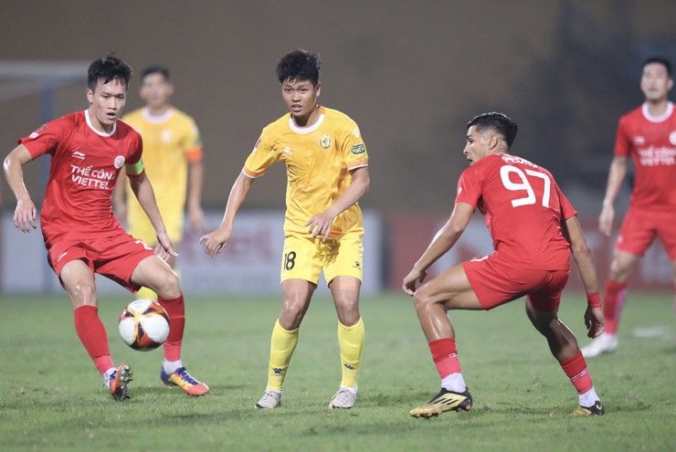 Trực tiếp bóng đá Thể Công Viettel - Quảng Nam: Ngược dòng nghẹt thở (V-League) (Hết giờ) - 4