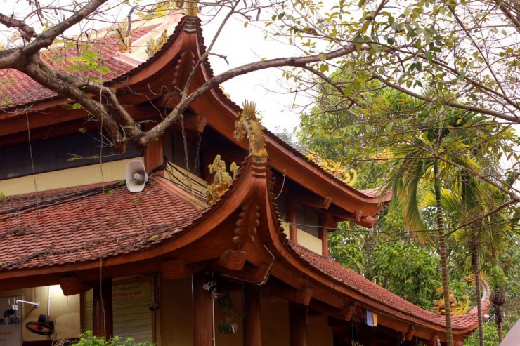 Năm 1996, đền Cô Bơ được công nhận là Di tích lịch sử cấp quốc gia.