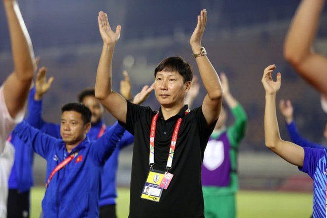 HLV Kim Sang-sik đứng trước cơ hội đánh bại Thái Lan để vô địch ASEAN Cup 2024