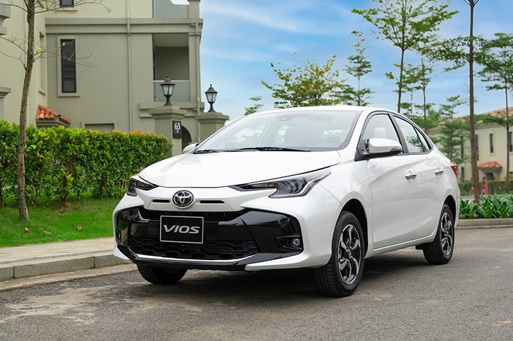 Giá xe Toyota Vios niêm yết và lăn bánh tháng 1/2025 - 4