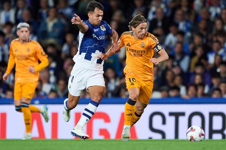 Liệu Zubimendi sẽ thay thế Modric tại Real Madrid?