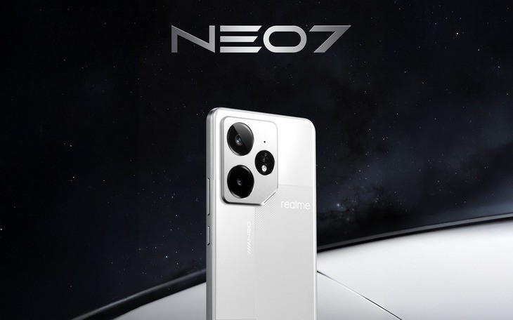 Previously leaked images of the Realme Neo 7 phone model.