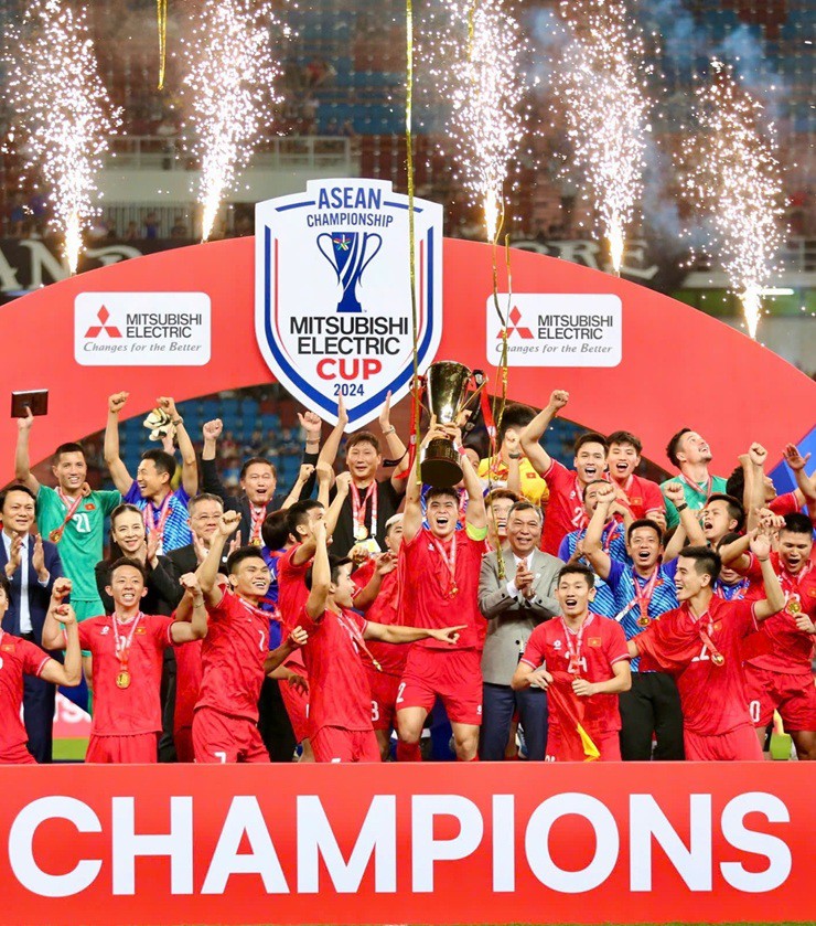 ĐT Việt Nam tiếp tục nhận thưởng lớn sau chức vô địch AFF Cup 2024