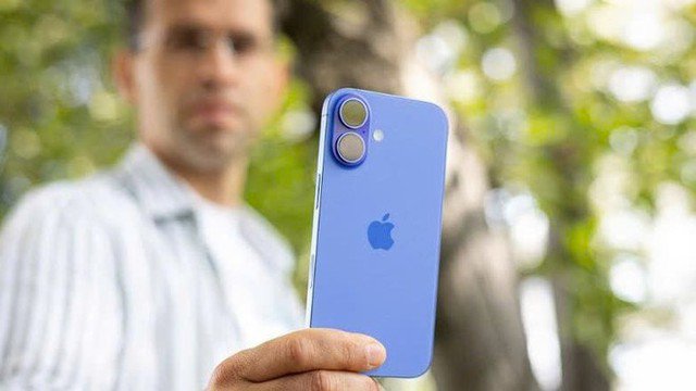 iPhone bất ngờ phát ra âm thanh lạ lúc nửa đêm khiến người dùng hoang mang