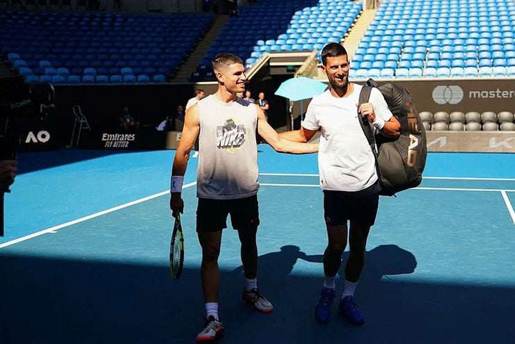 Djokovic vừa đánh tập với&nbsp;Alcaraz để chuẩn bị cho Australian Open 2025