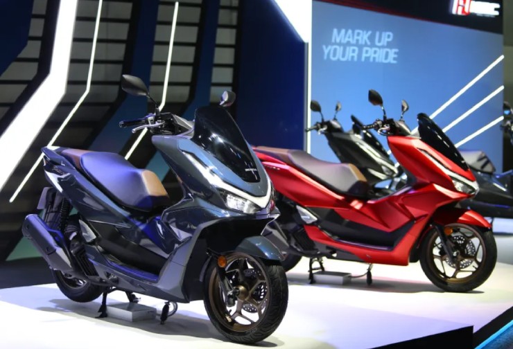 Ra mắt xe tay ga hoàn toàn mới 2025 Honda PCX160 - 1