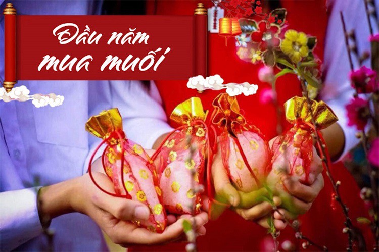 Đầu năm mua muối lấy may.