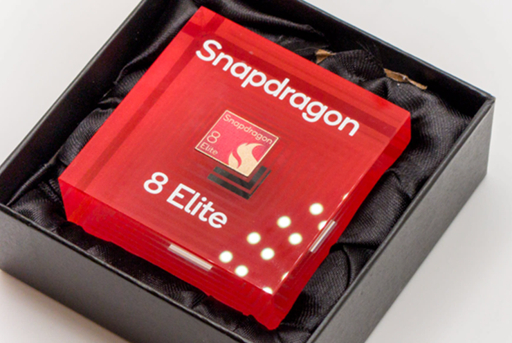 The Galaxy S25 series will use the latest Snapdragon chips.