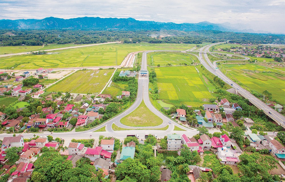 Mạng lưới giao thông đồng bộ của Cẩm Khê.