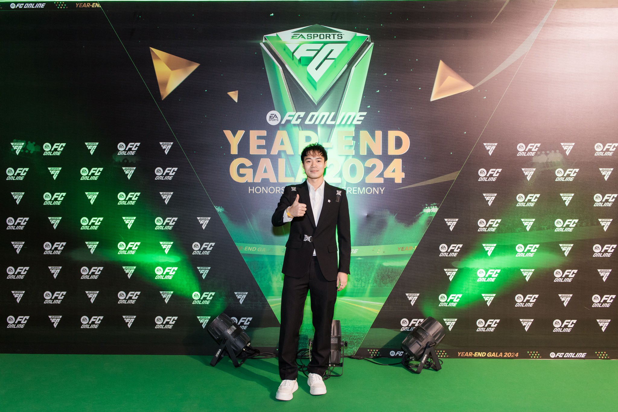 Nóng nhất thể thao tối 11/1: Lê Hà Anh Tuấn được vinh danh VĐV Esports xuất sắc của năm - 2